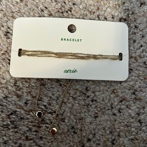 Aerie bracelet gold NWT